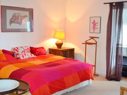 Postel nebo postele na pokoji v ubytování Apartament singer