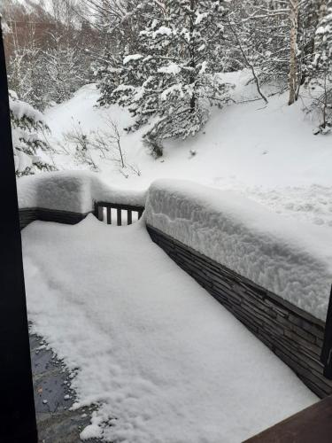  Bonito apartamento Incles by Renttarter -  Room  picture :    Tea/Coffee maker    Shower    TV                            