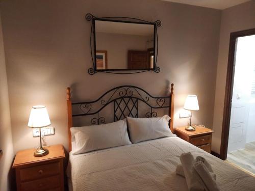  Bonito apartamento Incles by Renttarter -  Room  picture :   Tea/Coffee maker    Shower    TV                           