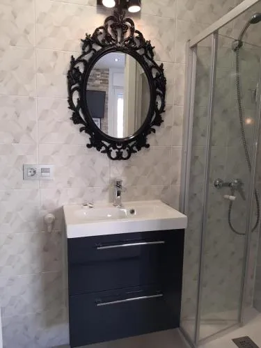 LA SUITE DEL CONDE LUXURY SUITES photo 36
