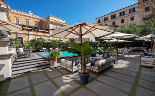 Palazzo Dama - Hotel & SPA - Preferred Hotels & Resortsの敷地内または近くにあるプール