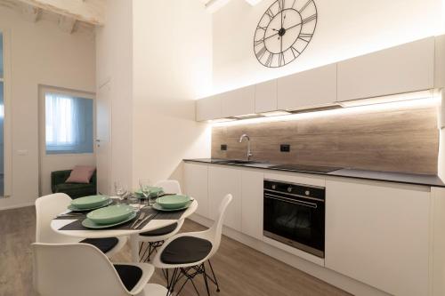 Cestello Suite by Mmega