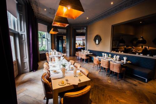 Restoran atau tempat lain untuk makan di Murrayfield Hotel