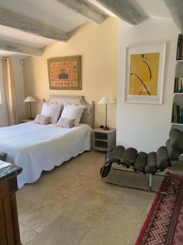 Gallery image of Villa des Roses in Roussillon