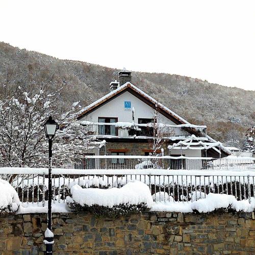 Casa Cotefablo Aloj Sorrosal Gavin, Biescas semasa musim sejuk