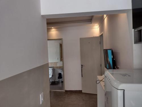 Vonios kambarys apgyvendinimo įstaigoje Apartamento Cereja do Mar