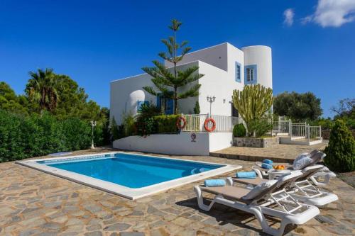Booking.com: Sa Bassa Blanca-villa sea view , Portinatx ...