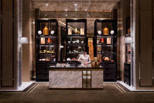 Lounge atau bar di Studio City Hotel