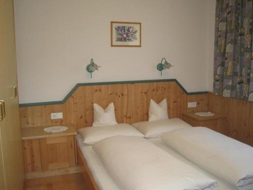 Postel nebo postele na pokoji v ubytování Friedheim, Haus