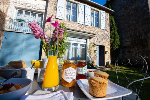 Afbeelding uit fotogalerij van B&B Amphitryon in Oloron-Sainte-Marie