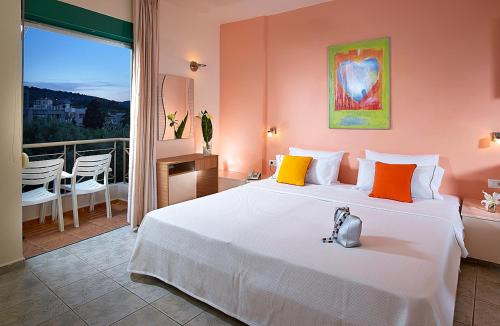 Gallery image of Bella Vista Hotel "by Checkin" in Hersonissos