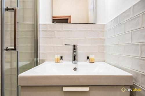 Mecenate Apartment Cavour