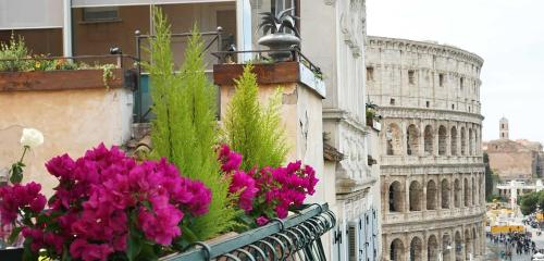 Rental in Rome Colosseo View Luxury