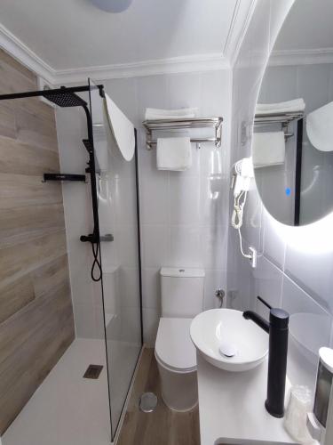 Koupelna v ubytování Hostal Lucy