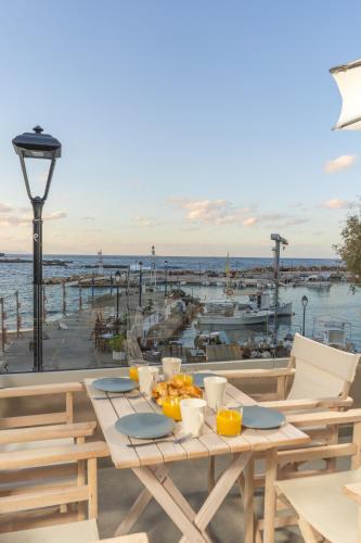 Fragios Beach House