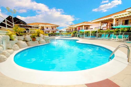Bazén v ubytování Hotel Campestre las Camelias nebo v jeho okolí