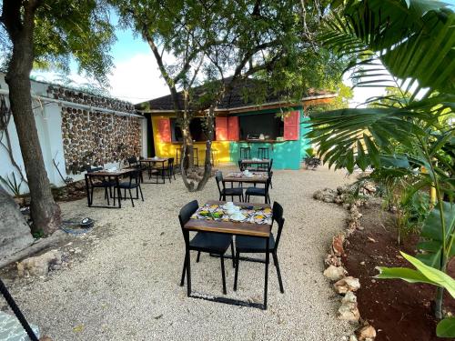 En restaurant eller et andet spisested på Gaia Villas