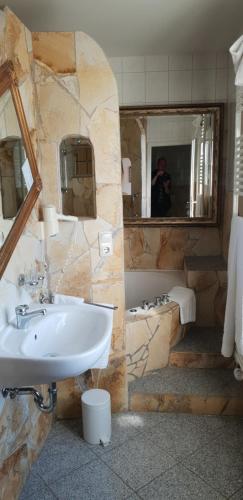 Koupelna v ubytování Resort Hotel Seebauer Gut Wildbad