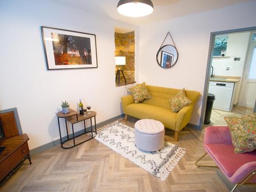Clutter Cottage – Photos 2