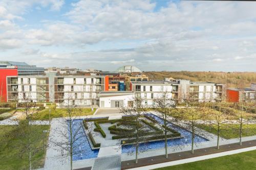 Gallery image of The Vizion serviced apartments from Pincott Properties - free parking, private balcony, and WiFi in Milton Keynes