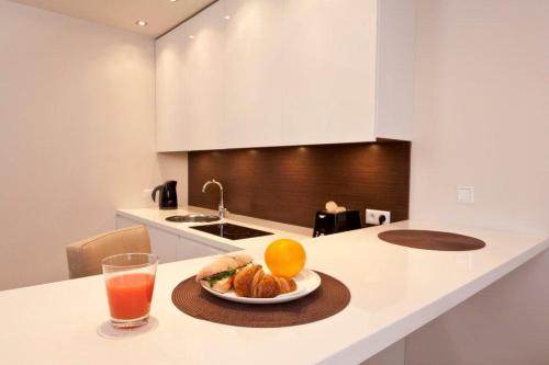 Η κουζίνα ή μικρή κουζίνα στο Platinum Residence