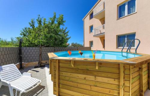 Bazén v ubytovaní Apartments Mohito alebo v jeho blízkosti