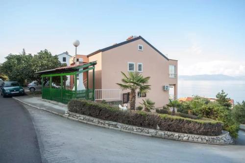 Fantastic sea view in apartment Kvarner for max 4 guests in Ravni