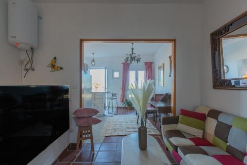 Μια τηλεόραση ή/και κέντρο ψυχαγωγίας στο Romance & The City Lagos