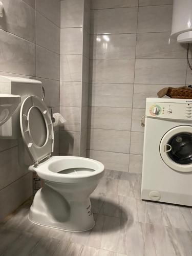 Ένα μπάνιο στο Simonovski’s Apartments