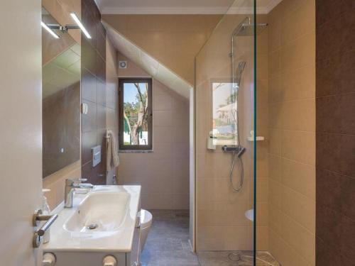 Koupelna v ubytování Carvoeiro Peaceful Villa with Pool