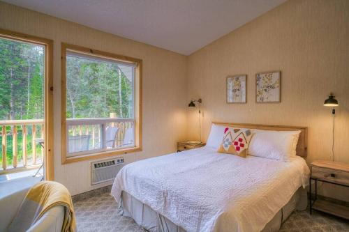 Gallery image of 5 Mins to Banff - Cozy Townhome 2BR&2BATH - Banff Pass Included in Canmore