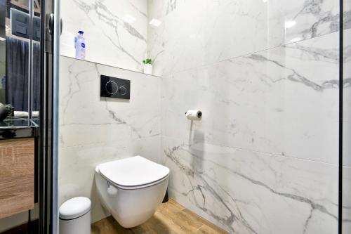 Bilik mandi di Florek & Florica Room001
