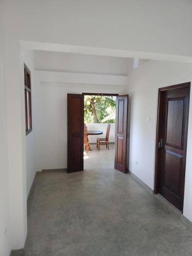 Φωτογραφία από το άλμπουμ του sunny mound unawatuna close by sri yoga shala σε Unawatuna