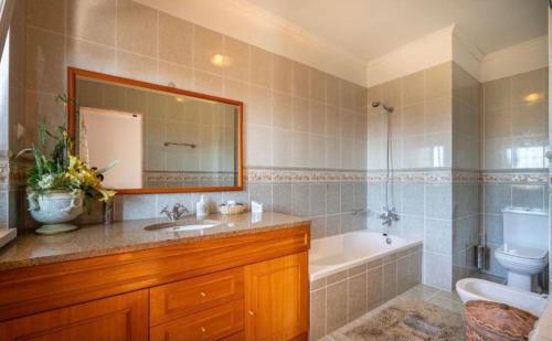 Koupelna v ubytování Quinta Do Ribeirinho