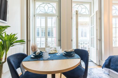 In Between Exclusive Charm Apartment by the center