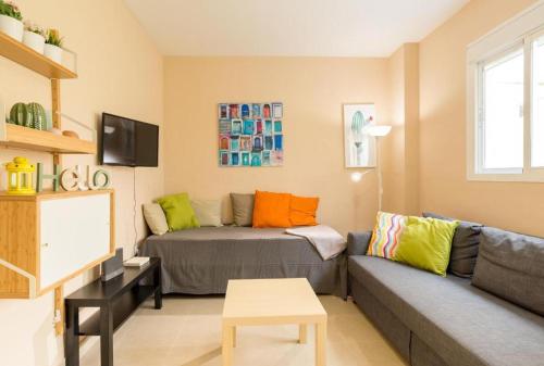 PLAZA MERCED PATIO-PARKING GRATIS jinetes3