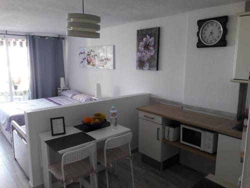 Η κουζίνα ή μικρή κουζίνα στο Borinquen con vista mar