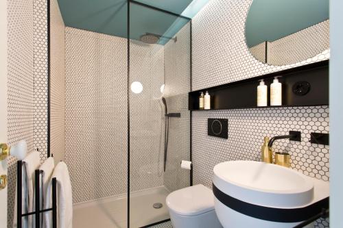 BOUTIQUE Rentals-Kinga’s Ribeira River great views