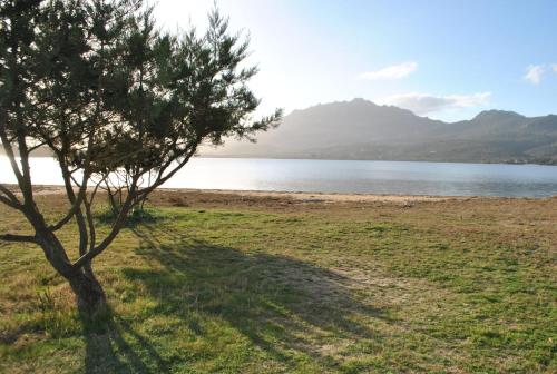 Φυσικό τοπίο κοντά σε αυτή η παραθεριστική κατοικία
