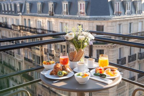 Zdjęcie z galerii obiektu Hotel Yllen Eiffel w Paryżu