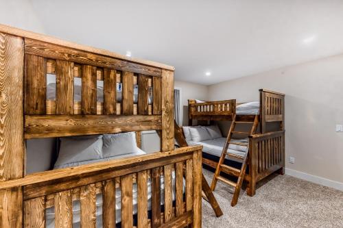 Ένα ή περισσότερα κρεβάτια σε δωμάτιο στο The Getaway At Feathertop