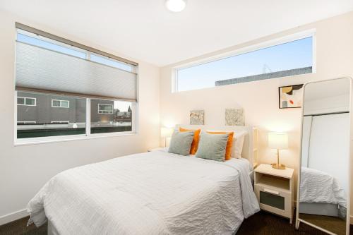 Gallery image of City-View Modern in Seattle