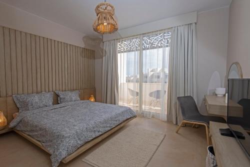 เตียงในห้องที่ A Stunning Seaview Penthouse; 3bedrooms + nanny