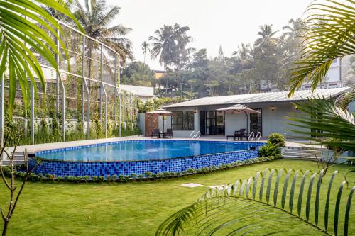 Swimming pool sa o malapit sa Oshin Hotel