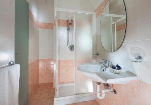 Koupelna v ubytování Hotel Caravel B&B