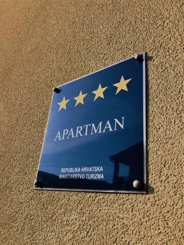 Certifikát, hodnocení, plakát nebo jiný dokument vystavený v ubytování Casa Lori