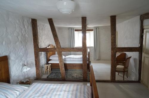 Ένα ή περισσότερα κρεβάτια σε δωμάτιο στο House Kellisch 1822