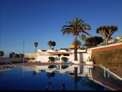 Bazén v ubytování PURA VIDA nebo v jeho okolí