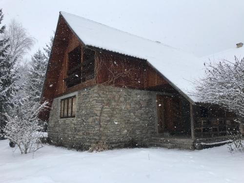 Afbeelding uit fotogalerij van Pace in Kuvaszó-Casă la cheie in Filia