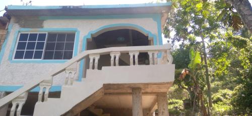 Lovely 1-Bed Cottage in St Catherine